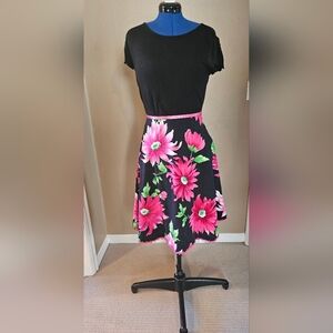 A line midi floral skirt.